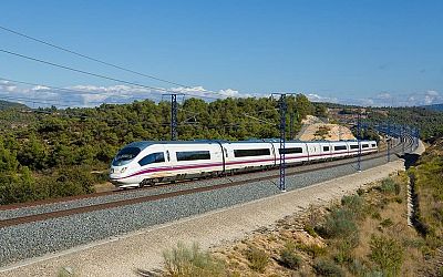 Renfe doubles AVE train services between Malaga and Barcelona, boosting capacity with 7,000 additional seats