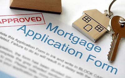 Mortgage applications up 16% as interest rates fall, wages rise