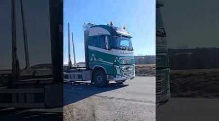 #truck #cool #sweden #truckspotting #shorts2024 #blink #volvotrucks #honk