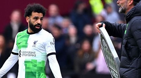 Salah has cryptic message after Klopp spat: There will be 'fire' if I speak