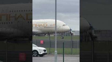 Etihad Airbus A380 landing at LHR in United Kingdom