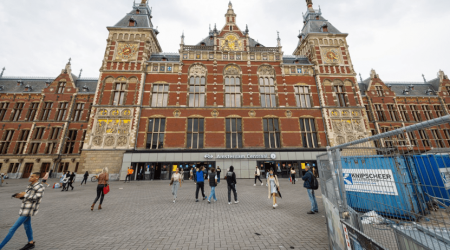 Train passengers in Amsterdam, Tilburg and Zwolle can expect delays during holiday break