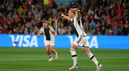 Popp scores twice as Germany hammer Morocco while Brazil start with 4-0 win