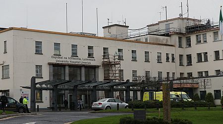 Patients at hospital in which Aoife Johnston died still facing 'significant risks' says health watchdog
