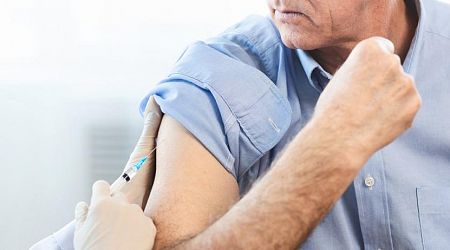 Immunologists want measles, whooping cough vaccine program for older adults