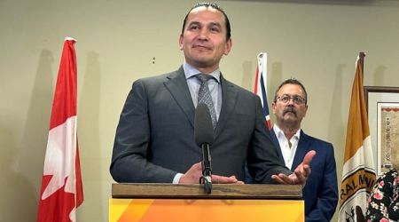 Manitoba NDP, firmly in control of legislature, enters annual convention free of controversy