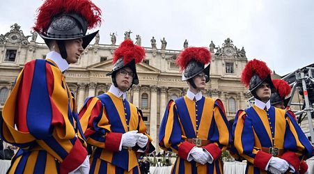 Pope tells new Swiss Guards to ditch phones, visit Rome