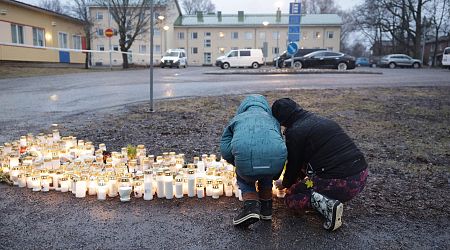 Flera hot mot finska skolor efter skolskjutning