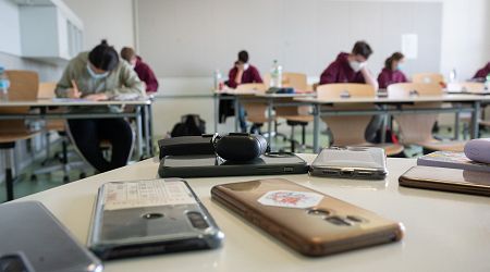 Teaching in the Age of the Smartphone