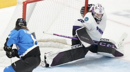 Rooney shuts out Toronto to keep Minnesota's PWHL playoff hopes alive