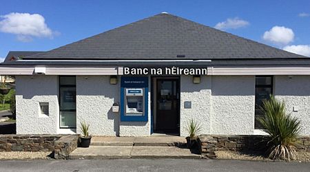 Plans for former Bunbeg bank to become takeaway