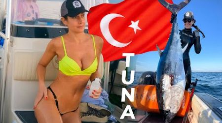 Spear Fishing Adventure In Turkey: Diving Deep For Bluefin Tuna On A Single Breath!