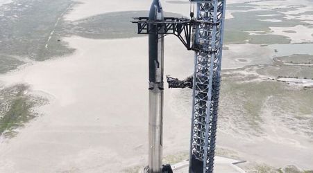 Rocket Report: Starship stacked; Georgia shuts the door on Spaceport Camden