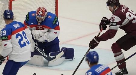 United States routs Kazakhstan 10-1 at world hockey championship