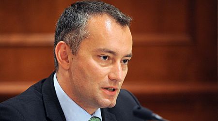 Nickolay Mladenov calls on Arab countries and US to convene peace conference