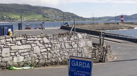 Man (80s) dies after car enters water at Buncrana Pier in Co Donegal
