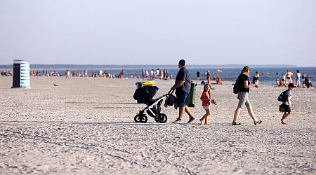 'Blue Flag' received by 12 beaches in Latvia this year