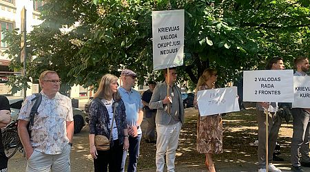 Protesters repeatedly rally against EP election debates in Russian