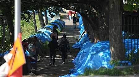 More accommodation for homeless asylum seekers camping at Grand Canal to be available this week