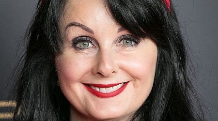 Marian Keyes tells Ryan Tubridy she thought if she quit booze she would have no friends 