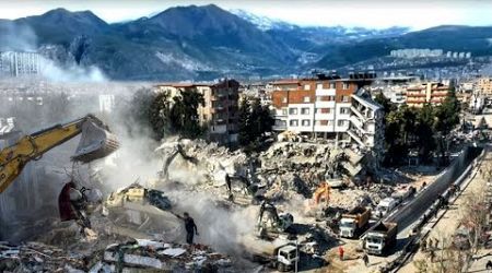 Urgently! Strong earthquake in Italy. Tremors in Pozzuoli, Naples.