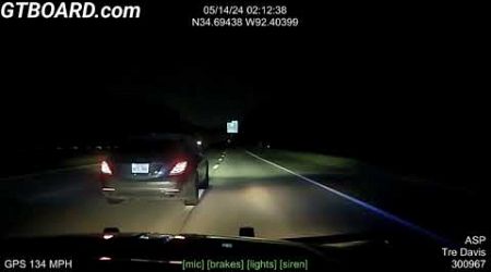 149 mph 238 km/h Mercedes W222-generation gets brutalized by American Police Dodge Charger