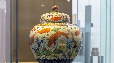 Rare Chinese vase stolen from Hainaut museum recovered by police, Belgian and French suspects arrested