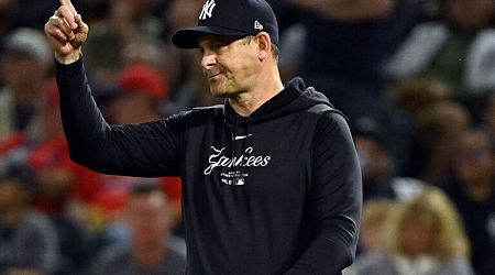 Yankees' Boone ejected after interference call on Soto