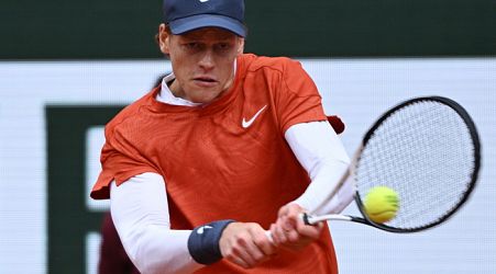 Tennis: Sinner through to last 16 at French Open