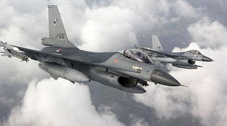 Ukraine receives 24 Dutch F-16 fighter jets for use against targets in Russia