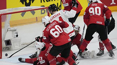 Switzerland knocks out Canada in SO to set up hockey worlds final against the Czechs