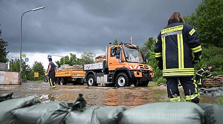 Allarme alluvioni in Germania, emergenza in comuni Baviera. Morto un vigile del fuoco