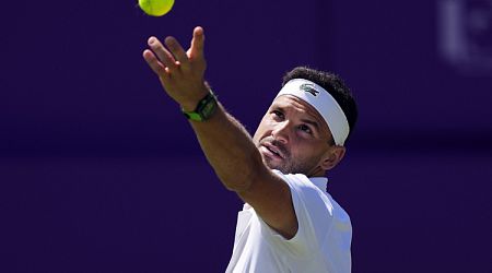 Tennis Player Dimitrov Triumphs in Grass Court Opener at Queen's Club