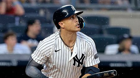 Yankees' Giancarlo Stanton pulled from game due to hamstring
