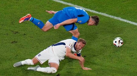 England top their group despite dismal goalless draw with Slovenia