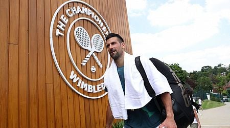 Novak Djokovic, Andy Murray in Wimbledon draw after operations