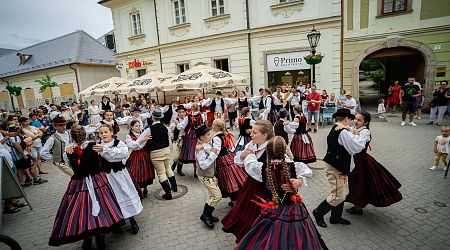 18th Szederinda International Festival Celebrates Folk Culture in Eger