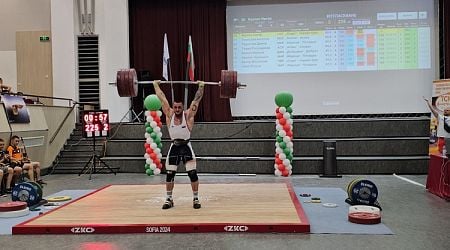 Karlos Nasar Sets 3 World Records at State Weightlifting Championships in Ruse, but They Will Not Be Recognized