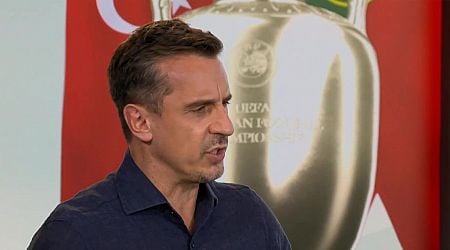 Gary Neville slams Gareth Southgate's 'illegal' decision that is holding England back