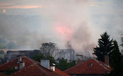 Explosions in Burning Fireworks Depot Kills One, Wounds Severely Another but Causes Little to None Air Pollution