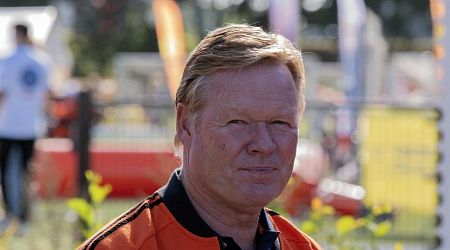 Oranje manager Ronald Koeman makes three changes in line up to face Romania