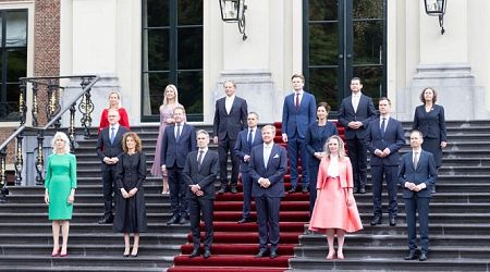 New Dutch gov't sworn in 220 days after elections