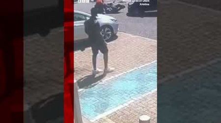 Mother uses taekwondo to stop thief stealing her motorbike. #Taekwondo #BBCNews