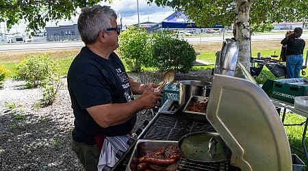Serving food and awareness in Thunder Bay