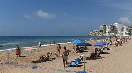 Benidorm police warn UK tourists 'do not cross thin blue line' on beaches