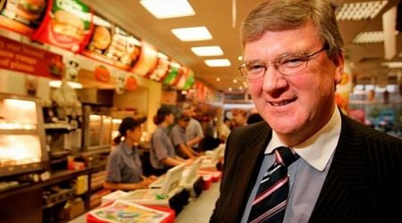 Housing Minister met Pat McDonagh at Supermac's HQ over planning laws
