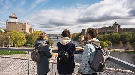 Bridging the gap: exploring Estonian-Russian relations among teenagers