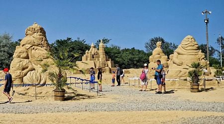 Sand Sculpture Festival opens in Burgas