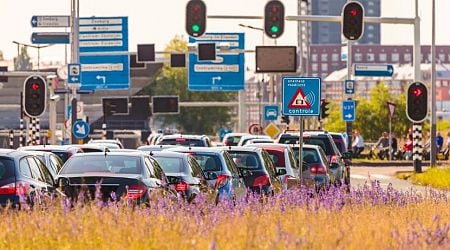 Traffic jams on Friday as summer vacation starts in south, football fans head to Berlin