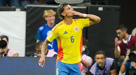 Colombia crushes Panama in Copa America quarterfinals